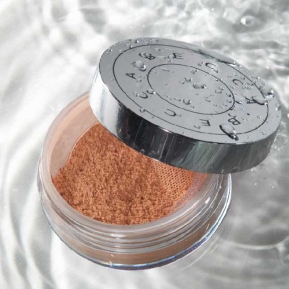BECCA Hydra-Mist Set & Refresh Powder - Picture 2 of 16